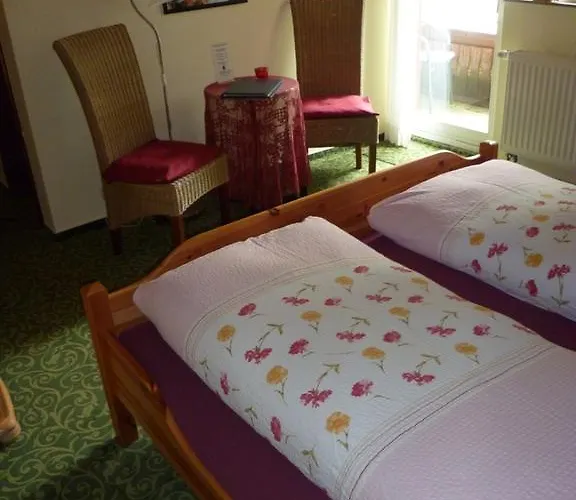 Bed & Breakfast Gesundheitshotel Haus Sonnenstein 3*